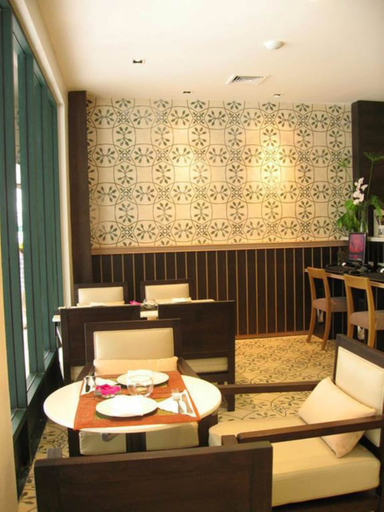 Food & Drinks 5, Aphrodite Inn Bangkok, Pathum Wan