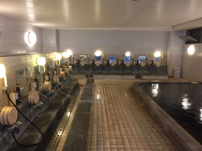 Sport & Beauty 5, Hotel Crown Hills Oita, Ōita