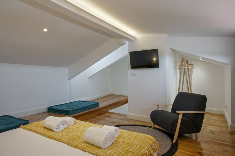 Bedroom 5, Hip Tailor Made Duplex Penthouse in Bairro Alto, Lisbon