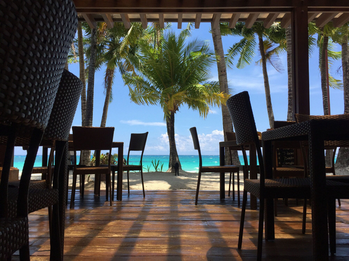 Food & Drinks 5, 357 Boracay, Malay