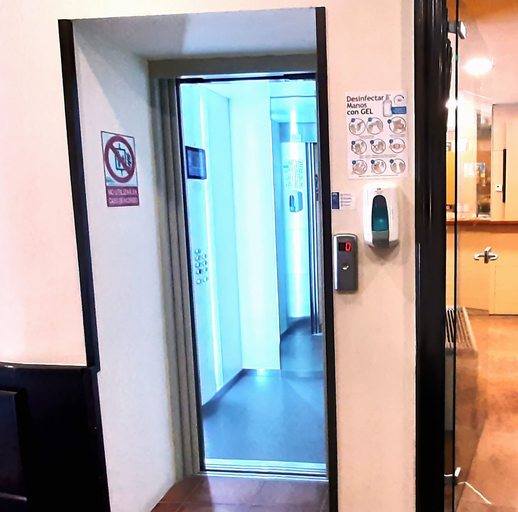 Others 5, Hotel Urogallo, Lleida