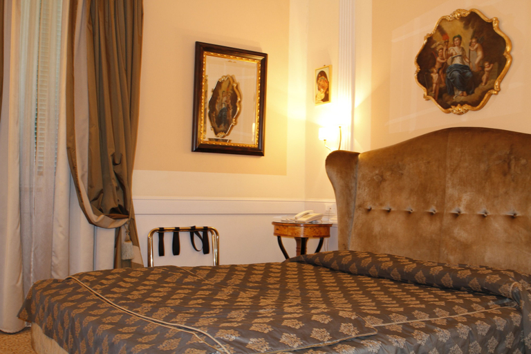 Bedroom 3, Boutique Hotel Trevi, Rome