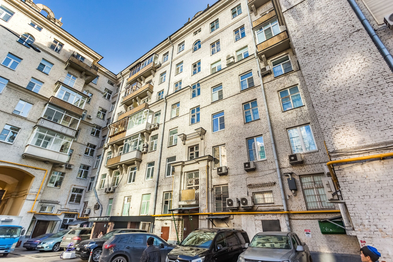 Exterior & Views 2, Apartment on Kutuzovskiy 26, Western