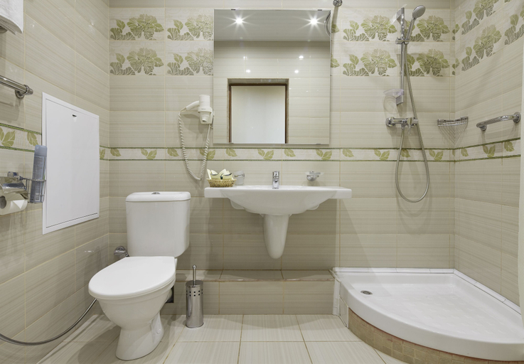 Bathroom 3, Bagration, Central