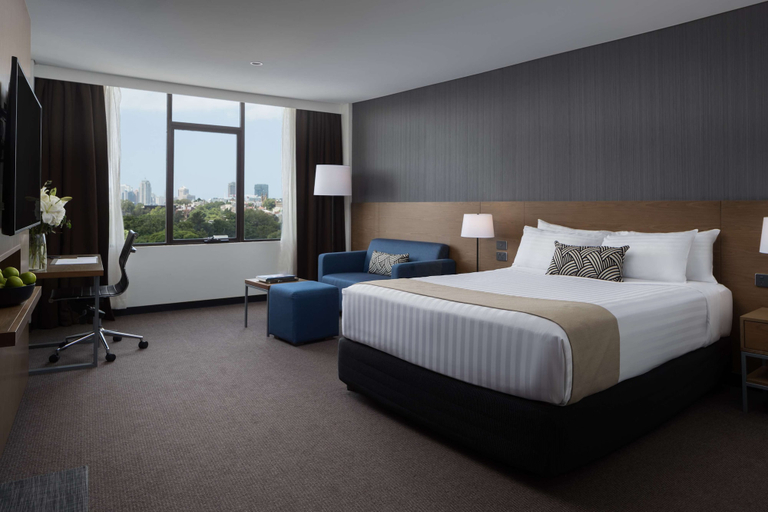 Bedroom 3, Rydges Camperdown, Sydney