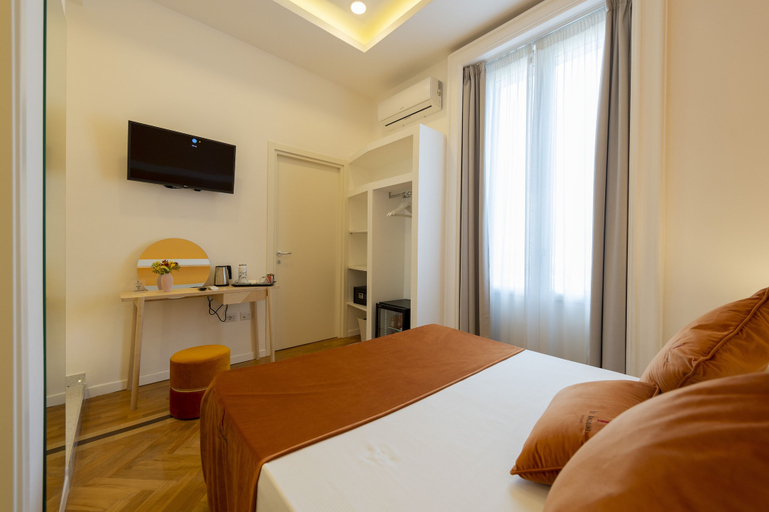 Bedroom 4, Le Angioine Rooms, Napoli