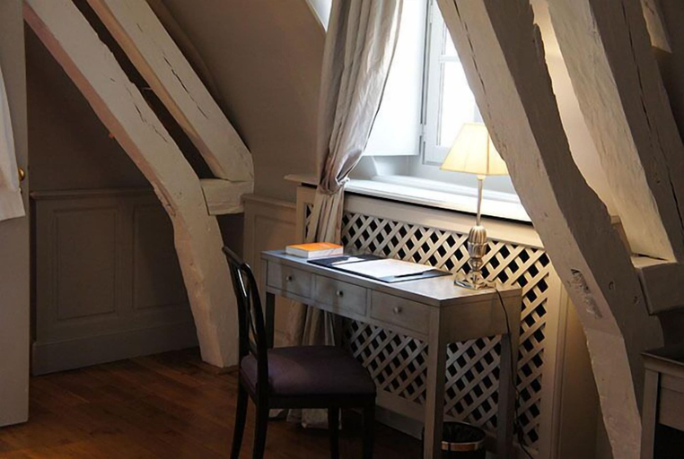Bedroom 5, La Cour Berbisey, Côte-d'Or