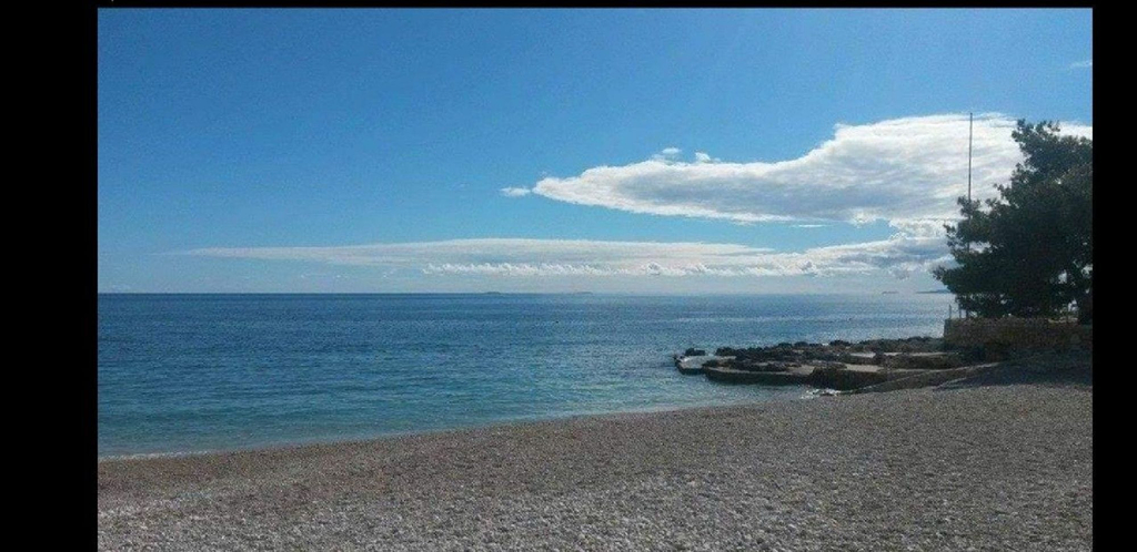 Beach 4, Apartment Luka, Jelsa