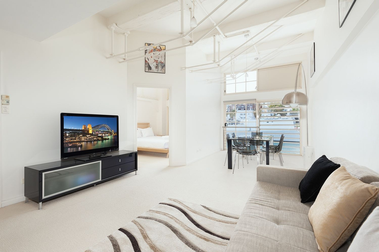 Others 5, Waterfront Apt. on Sydney Harbour H390, Sydney