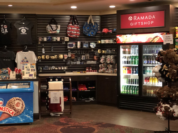 Food & Drinks 5, Ramada by Wyndham Niagara Falls/Fallsview, Niagara
