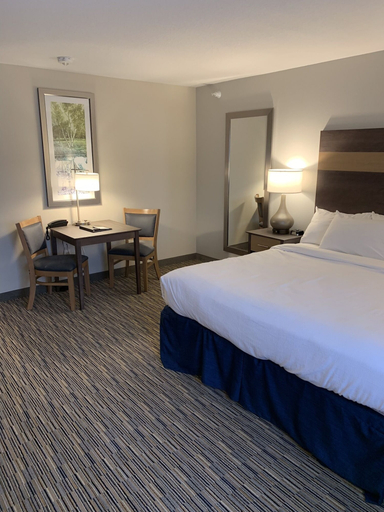 Bedroom 4, Little Crow Hotel & Conference, Trademark by Wyndham, Kandiyohi