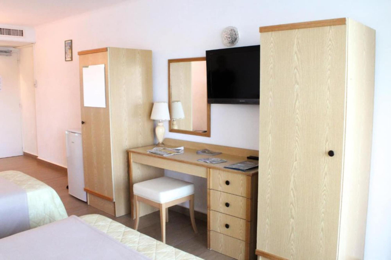 Bedroom 3, Roc e Mare, Corse-du-Sud