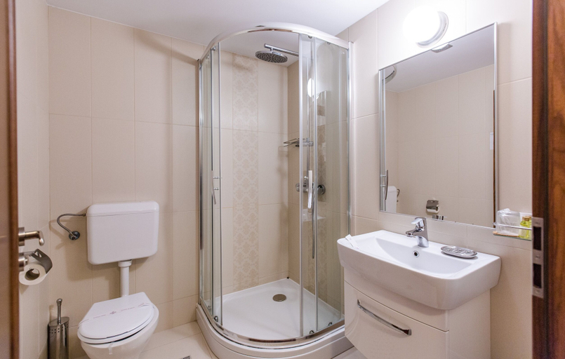 Bathroom 5, Hotel Herastrau, Municipiul Bucuresti