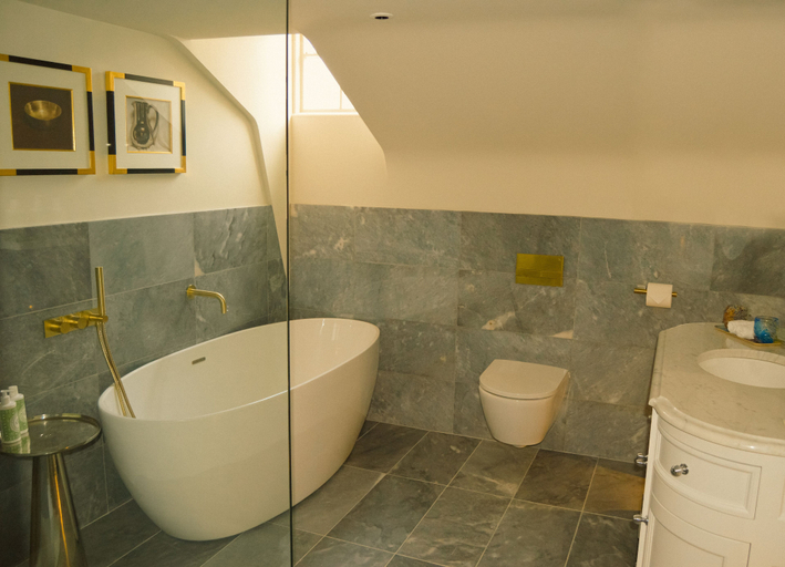 Bathroom 5, Bishopstrow Hotel & Spa, Wiltshire