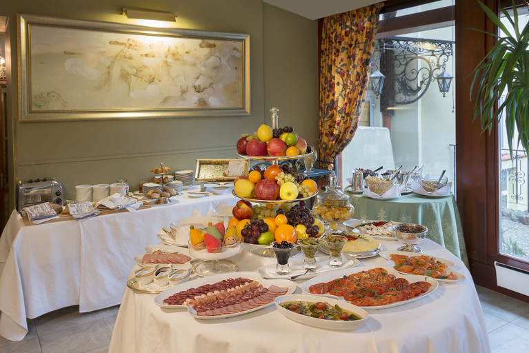 Food & Drinks 5, Grotthuss Boutique Hotel, Vilniaus