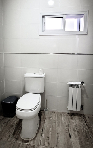 Bathroom 2, Privilegio Hostel, San Rafael