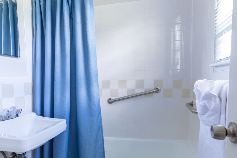 Bathroom 3, Otherland Hotel, Windham