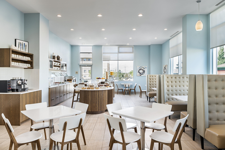 Food & Drinks 5, Element by Marriott Calgary Airport, Division No. 6