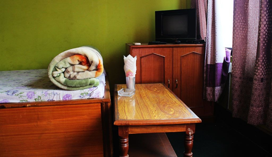 Others 2, Duna Tapari Restaurant & Guest House, Gandaki