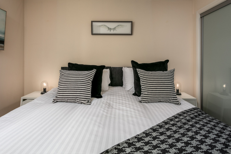 Bedroom 3, Elliot Suite No7 - Donnini Apartments, South Ayrshire