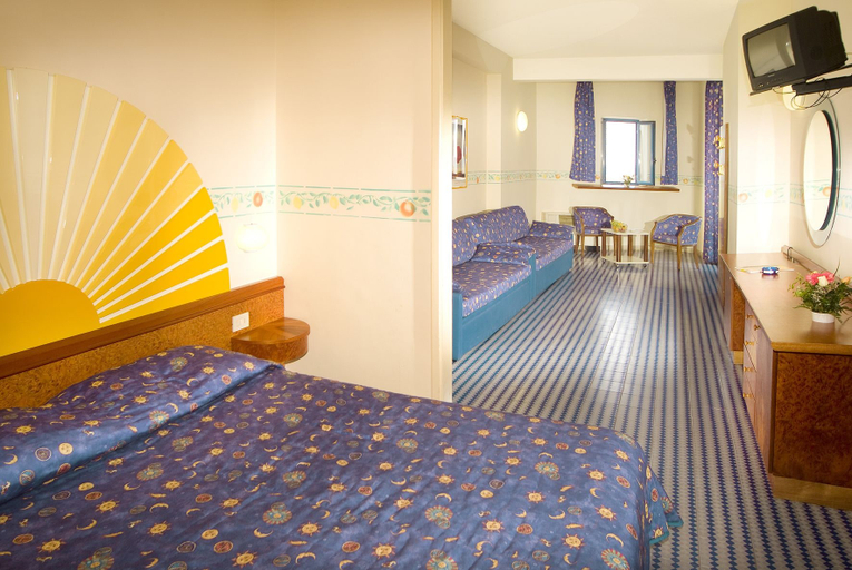 Bedroom 3, Sporting Baia Hotel, Messina