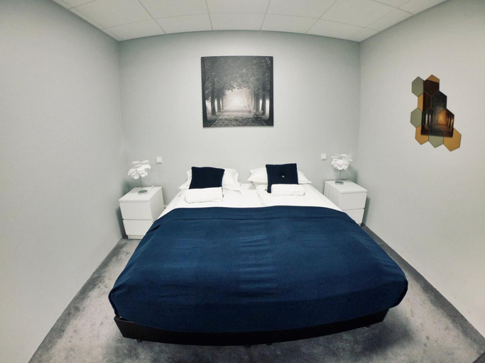 Bedroom 3, Hotel Tjarna Keflavik Airport, Reykjanesbær