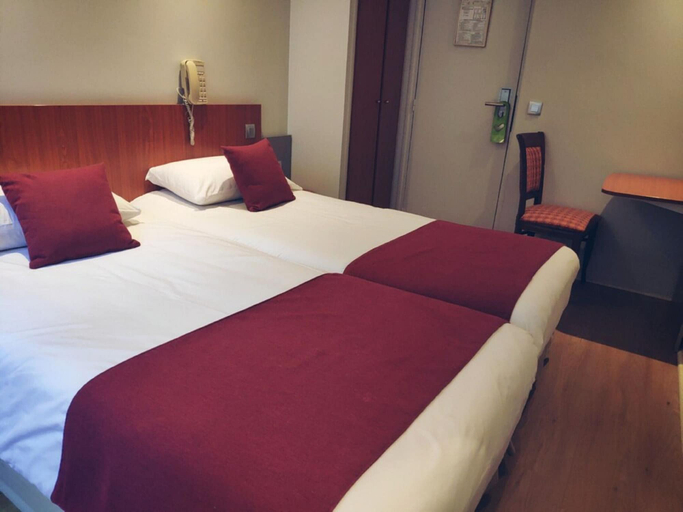 Bedroom 4, Hotel Little, Paris