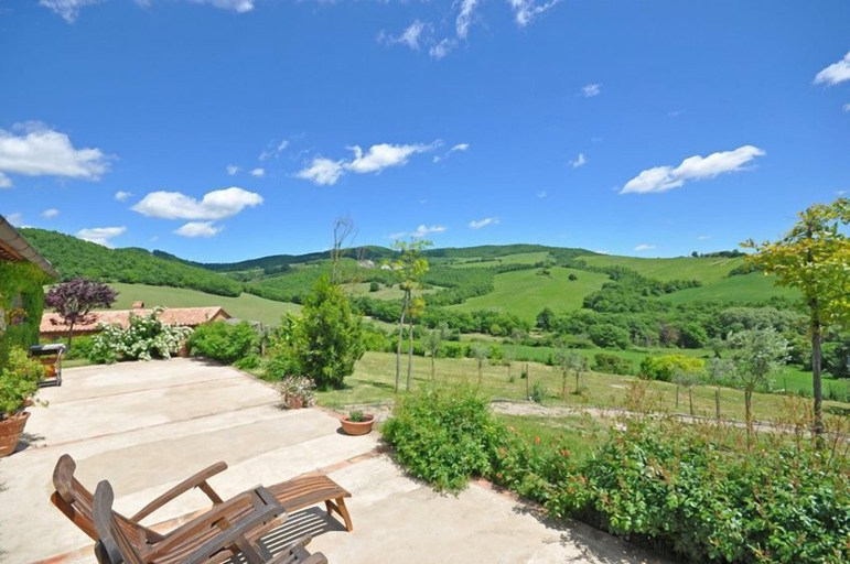 Others 5, Villa Cristiana, Viterbo