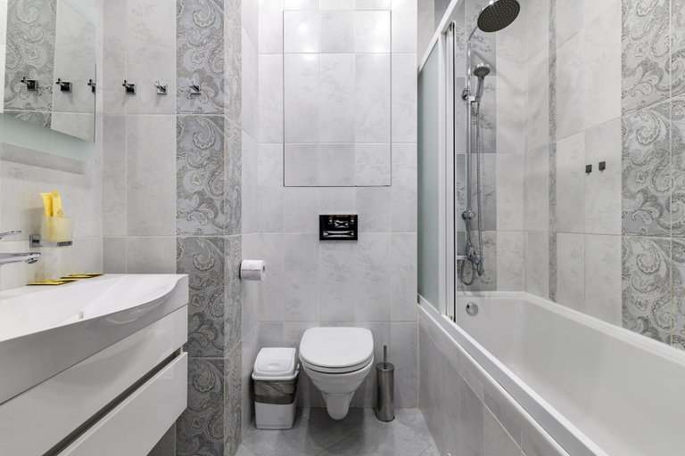 Bathroom 4, Apartment Smolenka, Sankt-Peterburg gorsovet