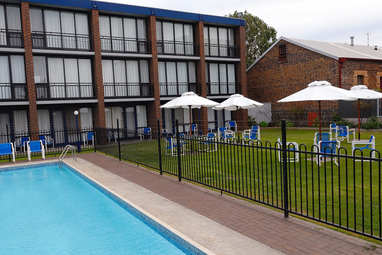 Exterior & Views 2, Richmond Henty Hotel, Glenelg - Portland