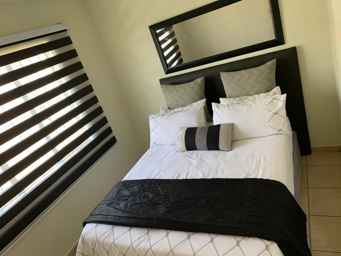 Bedroom 2, AR Guesthouse, Ekurhuleni