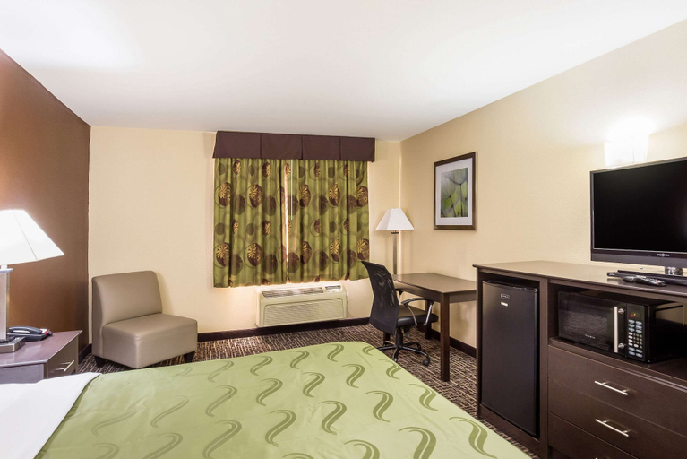 Bedroom 4, Quality Inn & Suites Caseyville - St. Louis, Saint Clair