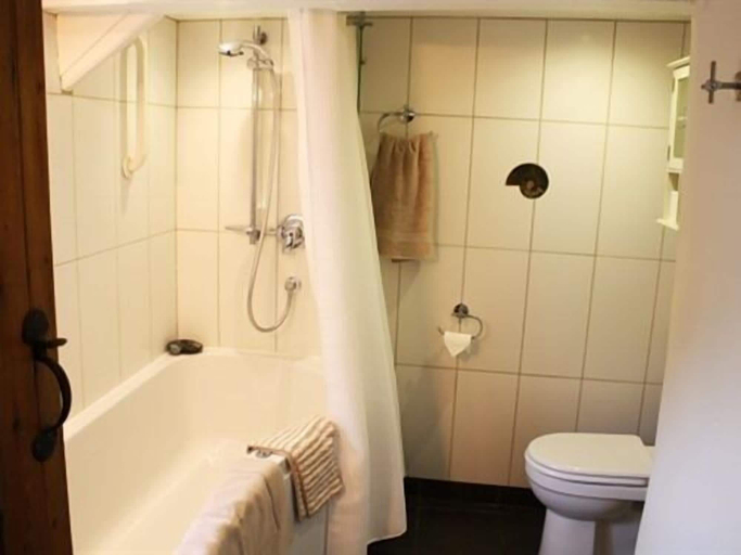 Bathroom 4, Riverside House, Norfolk