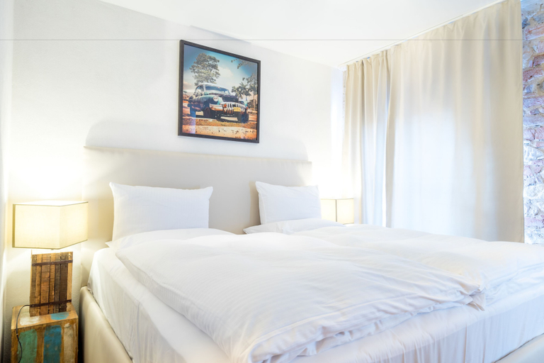 Bedroom 4, Hotel Rote 19, Regensburg