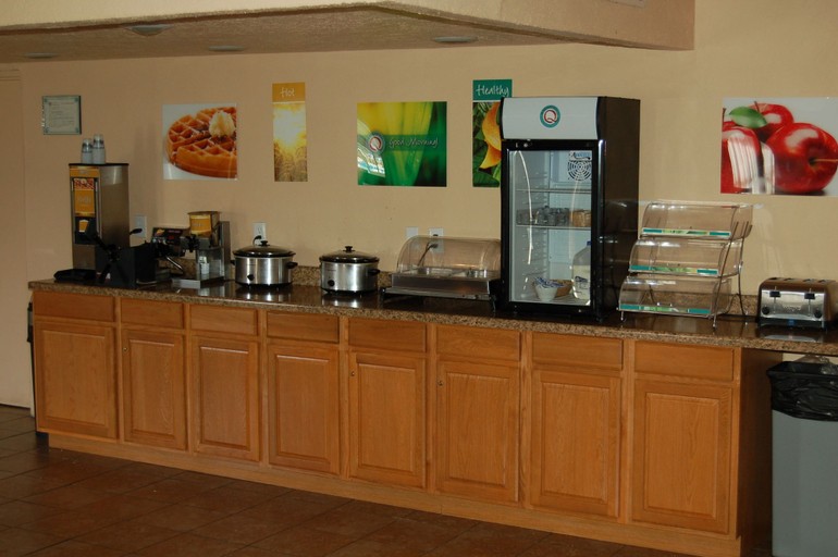 Food & Drinks 5, Quality Inn Taos, Taos