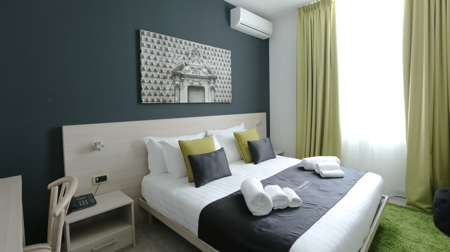 Ecumano Space, Napoli