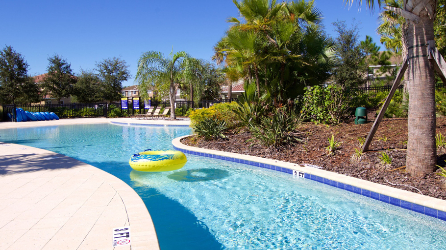 Sport & Beauty 4, Stirling Vacation Home at Solterra, Polk