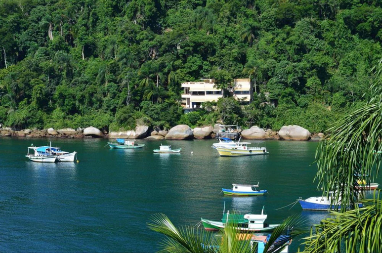 Others 4, Vila Pedra Mar, Angra dos Reis