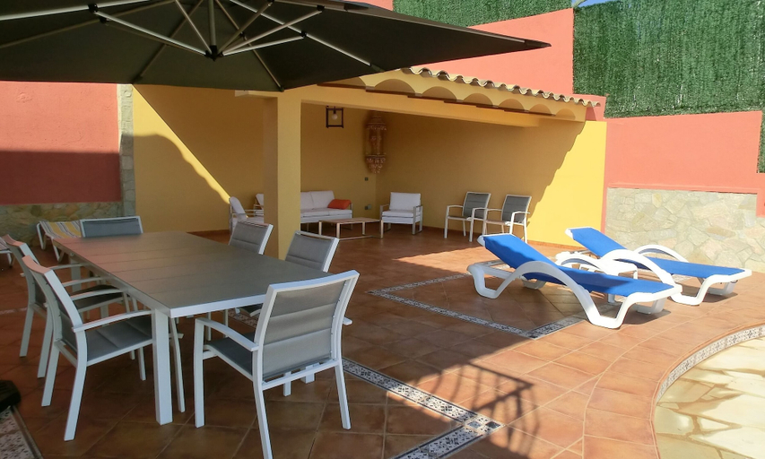 Others 5, 104648 - Villa in Blanes, Girona