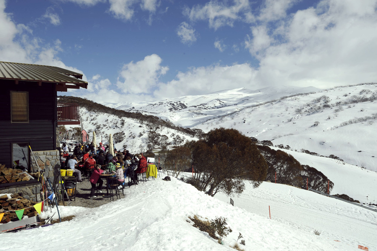 Others 5, Guthega Inn, Snowy River