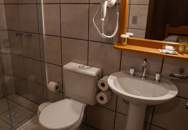 Bathroom, Pousada Encantos de Gramado, Gramado