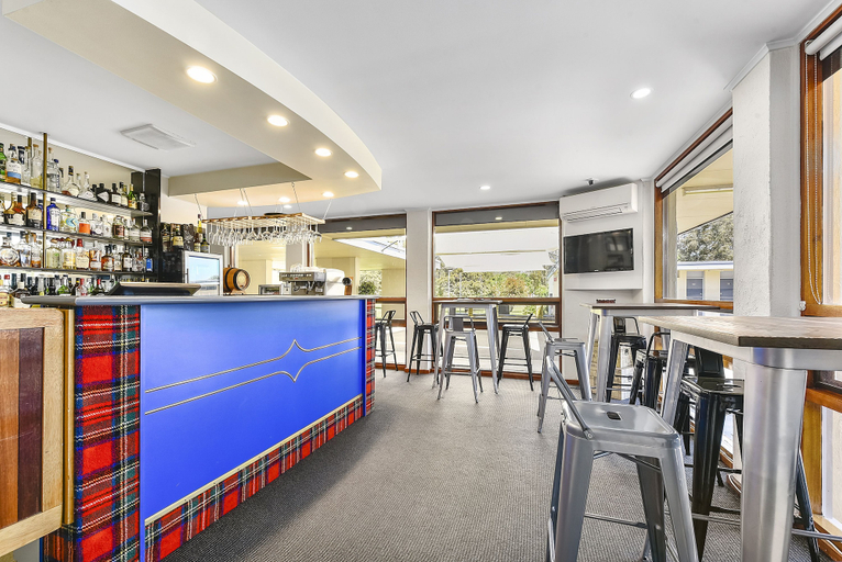 Food & Drinks 4, William Macintosh Motor Lodge, Naracoorte Lucindale
