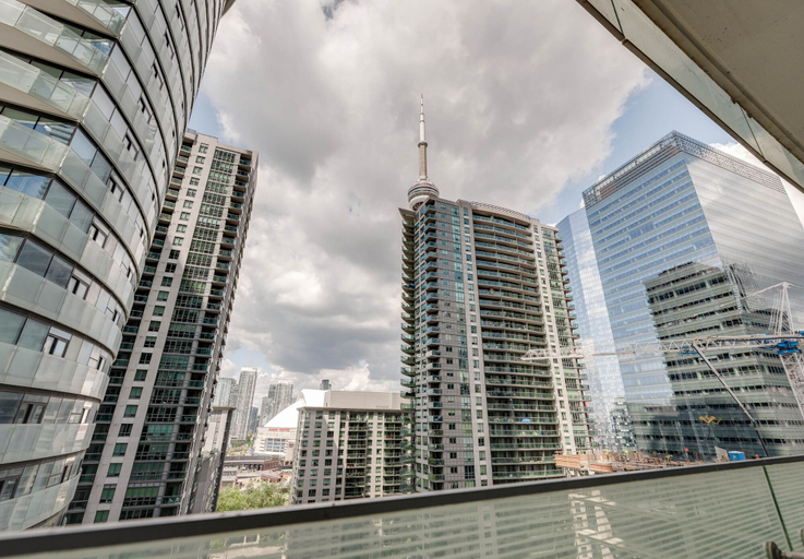 Exterior & Views 2, 14 York St Condo-Downtown-CN Tower, Toronto
