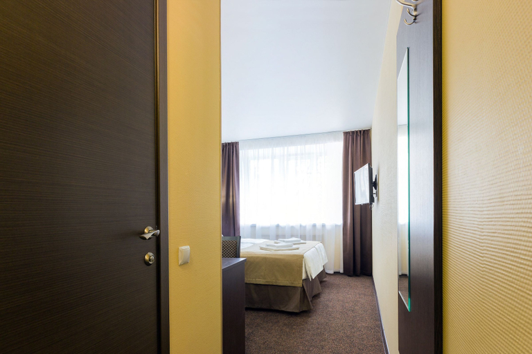 Others 3, Vash Hotel, Ekaterinburg gorsovet