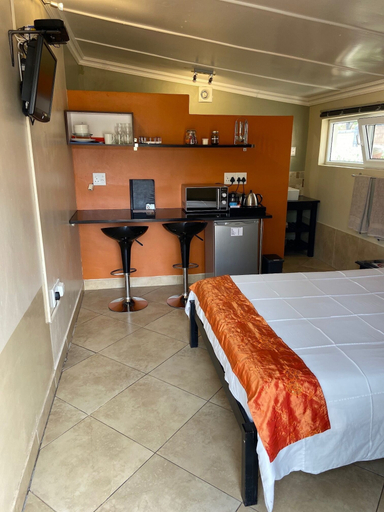 Bedroom 2, Haus Holzapfel, Central Karoo
