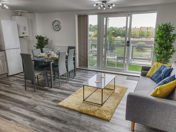 Others 5, Toothbrush Apartments - 2 bed 2 bath apt, Suffolk