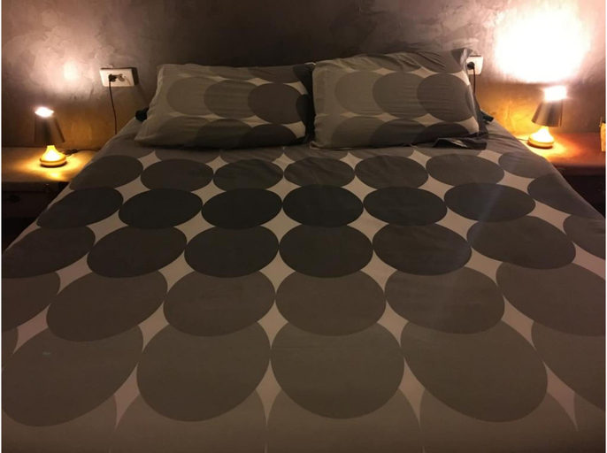 Bedroom 5, Les Aires en Scènes, Somme