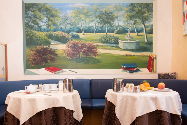 Food & Drinks 5, Hotel Piacenza, Milano