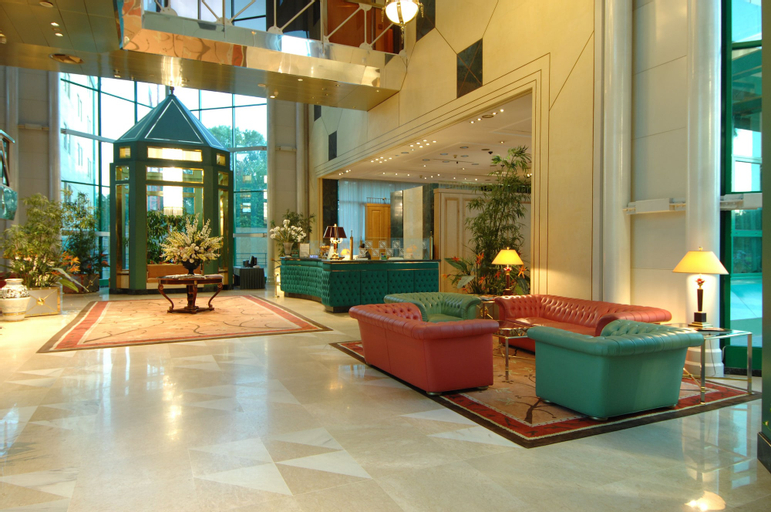 Public Area 5, Royal Garden Hotel, Milano