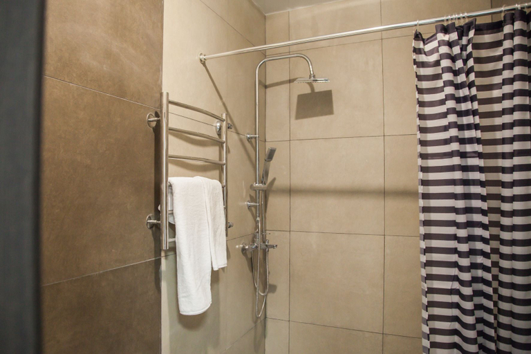 Bathroom 2, Metro Hotel, Shchekinskiy rayon